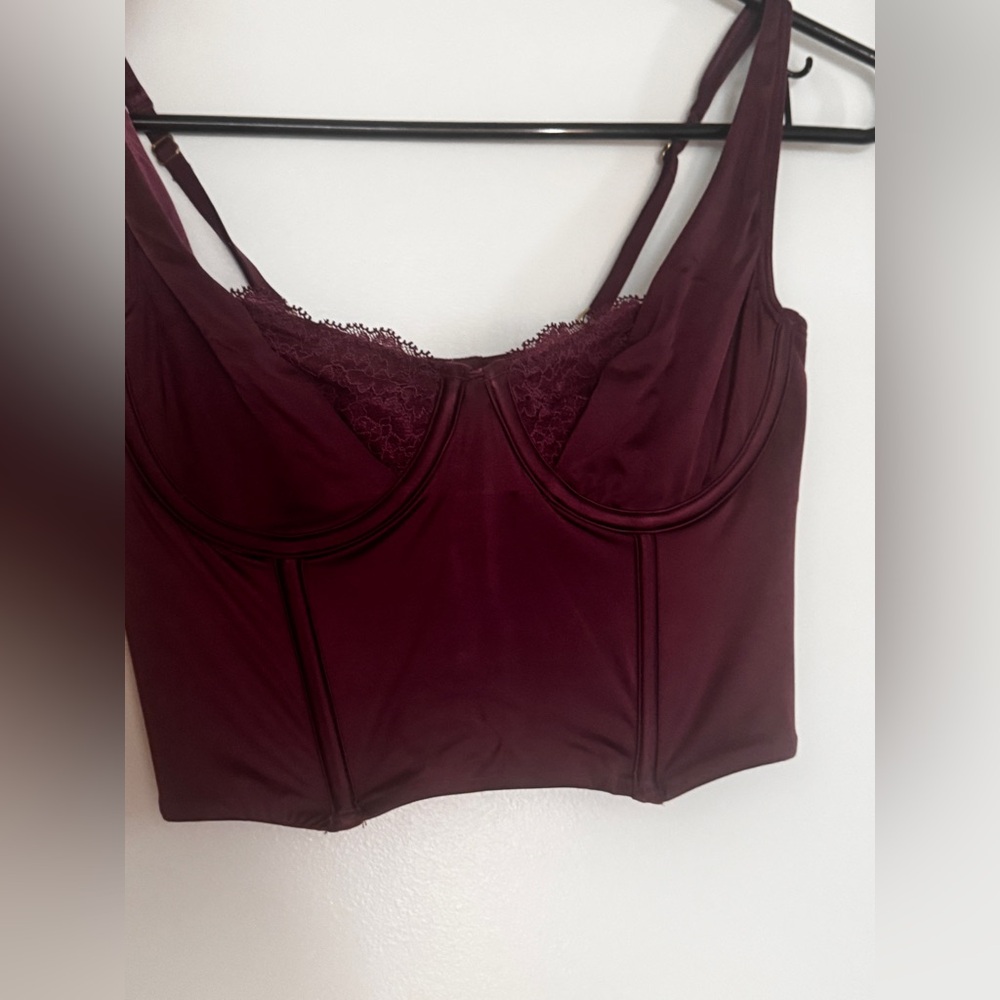 Abercrombie & Fitch Lace & Satin Balconette Corset – Burgundy